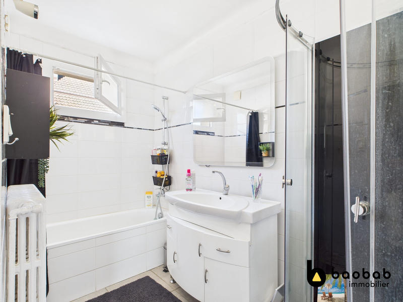 Appartement - 83 m² - 3 pièces