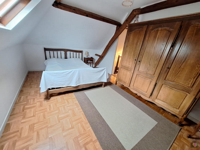 Maison - 81 m² - 5 pièces