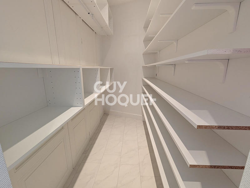 Appartement - 80 m² - 3 pièces