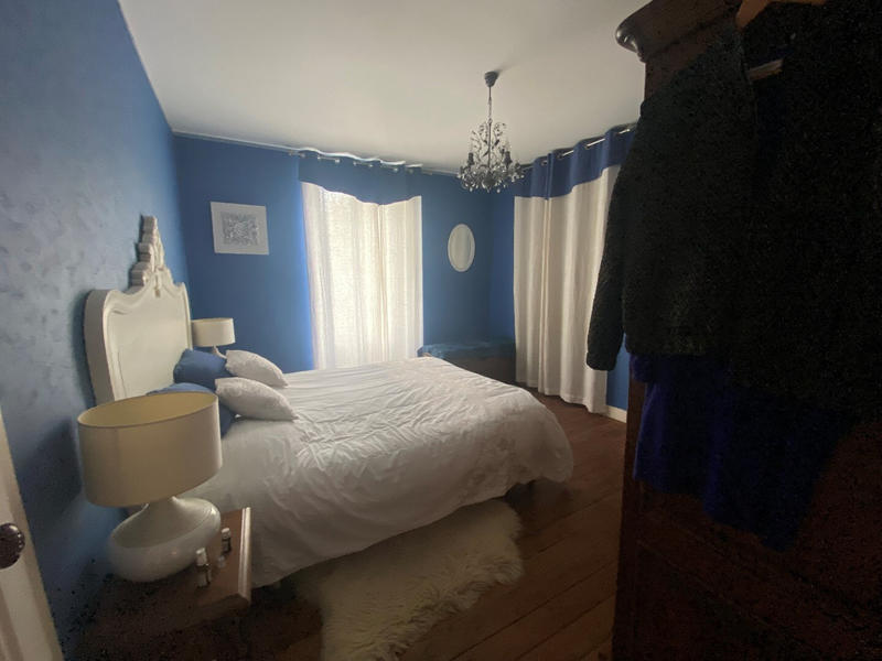 Maison - 350 m² - 11 pièces