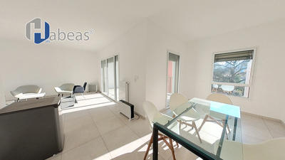 Appartement - 88 m² - 4 pièces