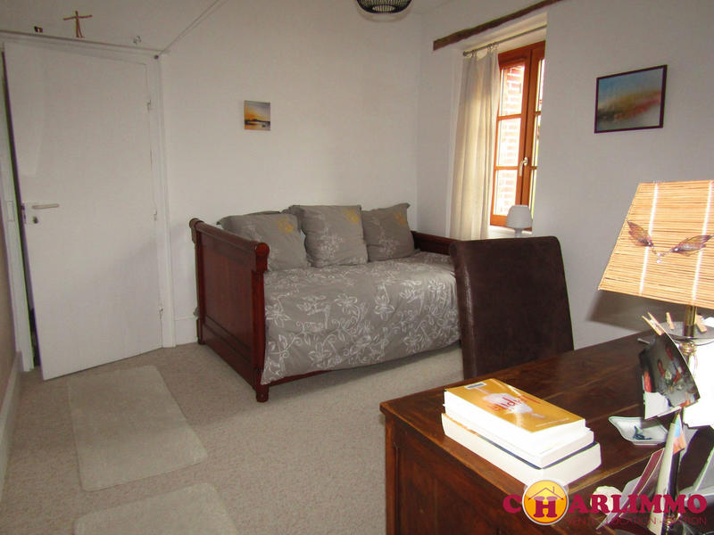 Maison traditionnelle - 126 m² - 6 pièces