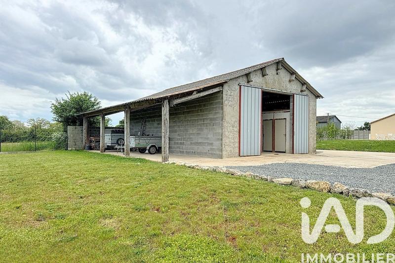 Maison - 240 m² - 7 pièces