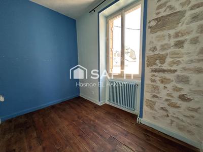 Maison - 90 m² - 5 pièces