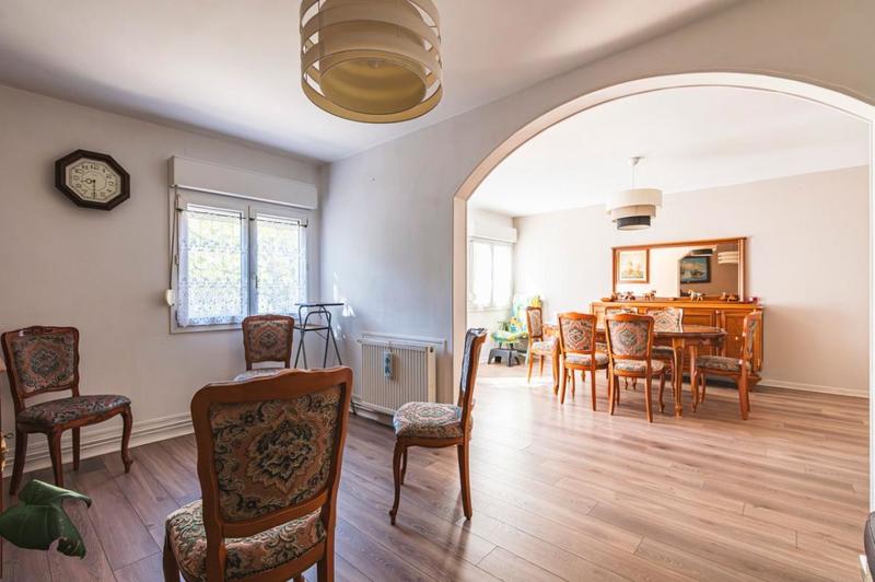 Maison - 110 m² - 5 pièces