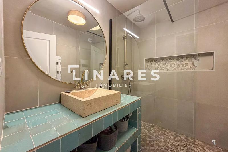 Appartement - 90 m² - 4 pièces