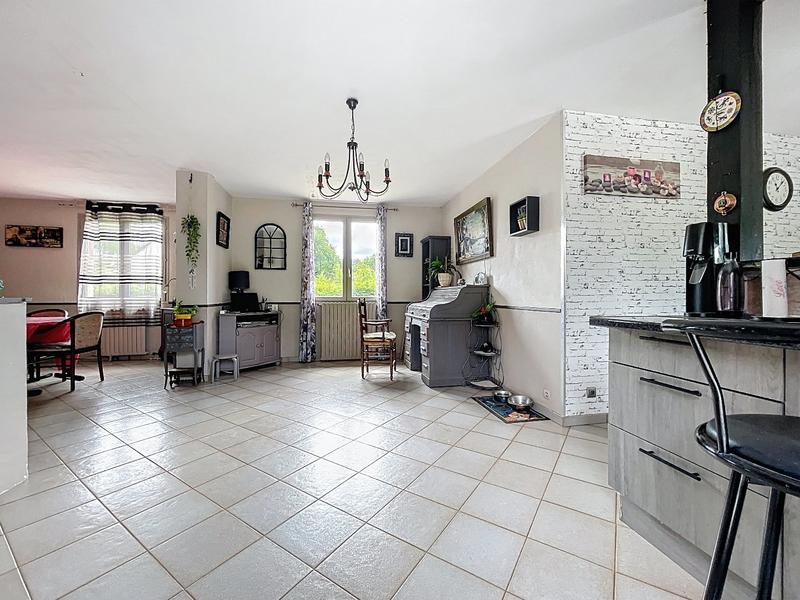 Maison - 160 m² - 6 pièces