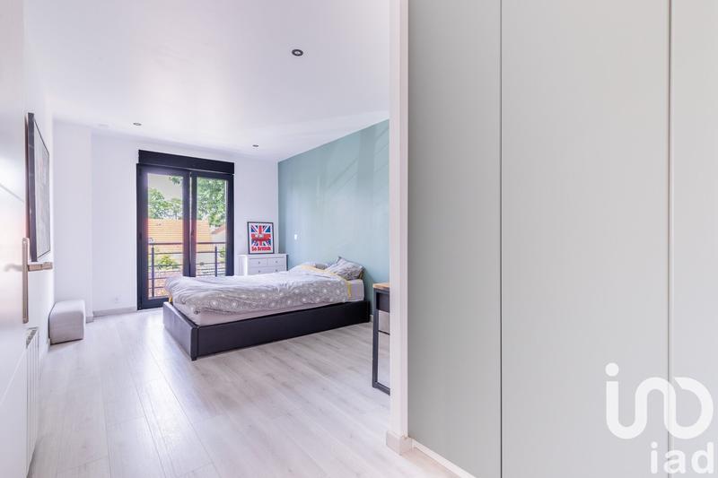 Maison - 147 m² - 5 pièces