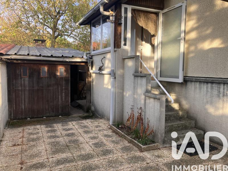 Maison - 90 m² - 5 pièces