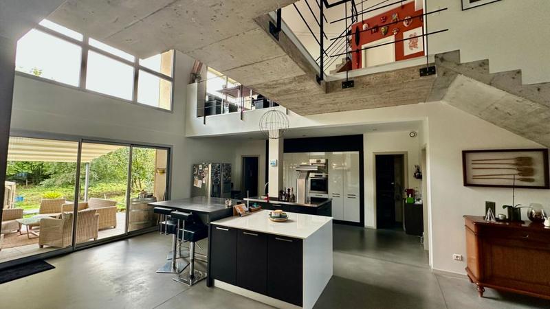 Corps de ferme - 292 m² - 8 pièces