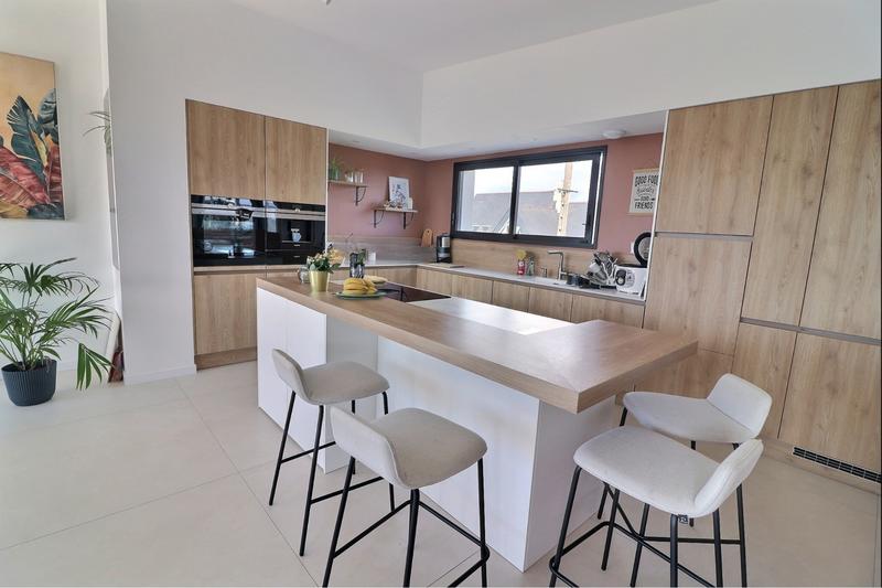 Maison - 164 m² - 6 pièces