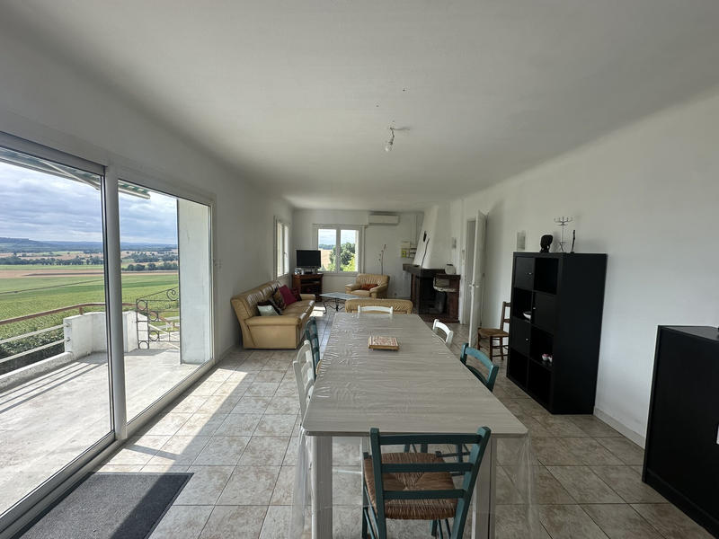 Maison - 191 m² - 7 pièces