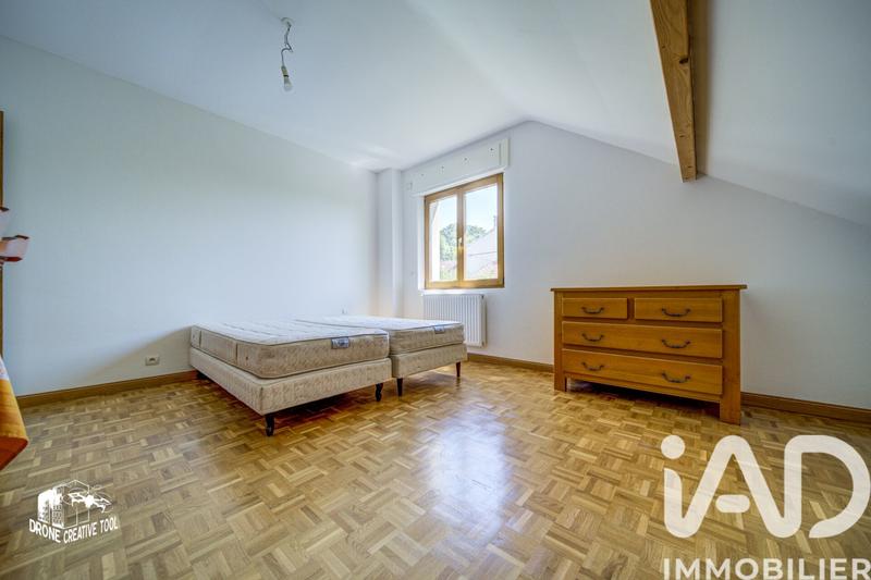 Maison - 295 m² - 9 pièces