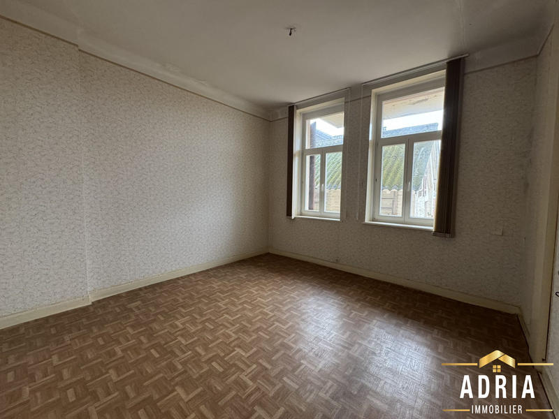 Maison - 127 m² - 8 pièces