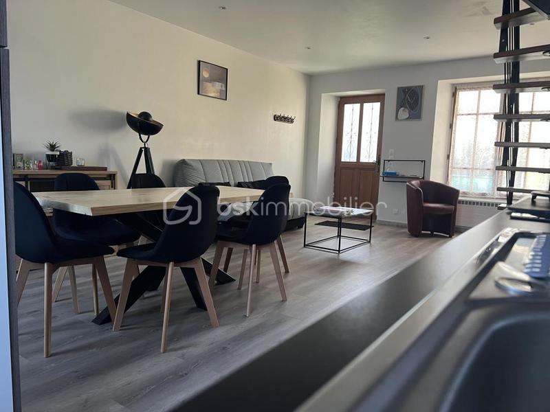 Château - 56 m² - 2 pièces