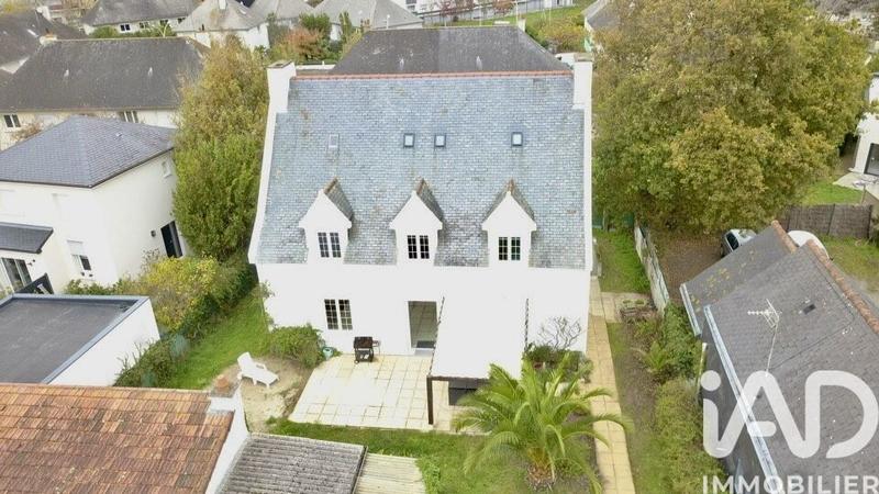 Maison - 193 m² - 7 pièces