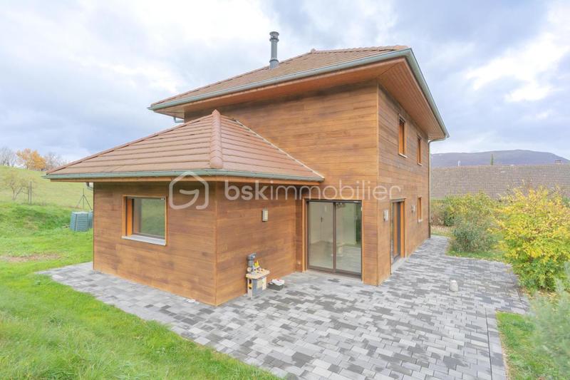 Maison - 141 m² - 6 pièces