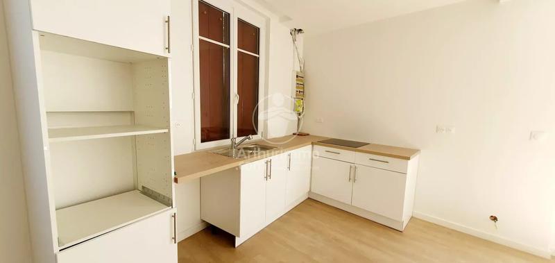 Appartement - 80 m² - 4 pièces