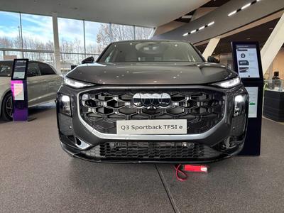 Audi Q3 Sportback Hybride e-hybrid 272 ch s tronic 6 s line