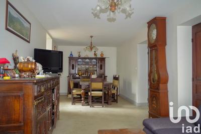 Maison - 197 m² - 8 pièces