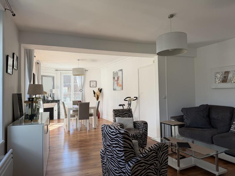 Appartement - 84 m² - 3 pièces