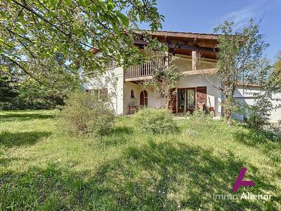 Maison - 130 m² - 4 pièces