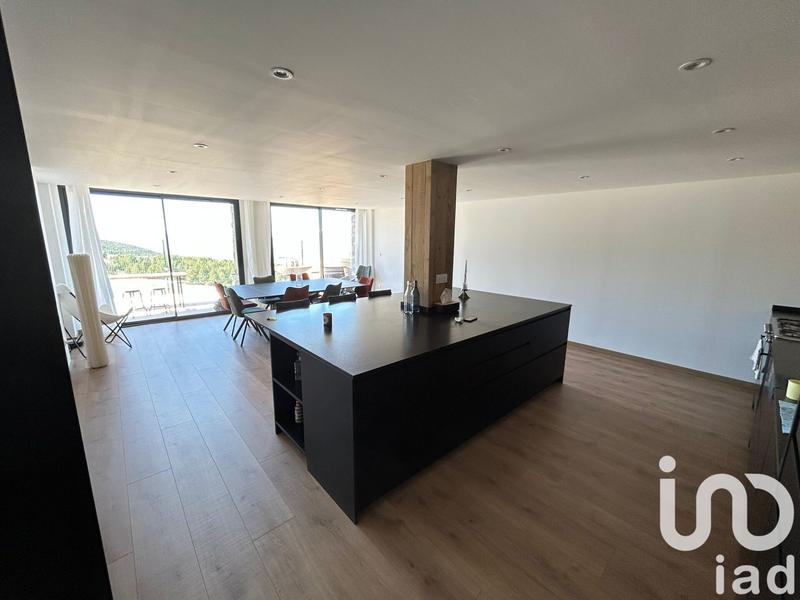 Appartement - 158 m² - 7 pièces