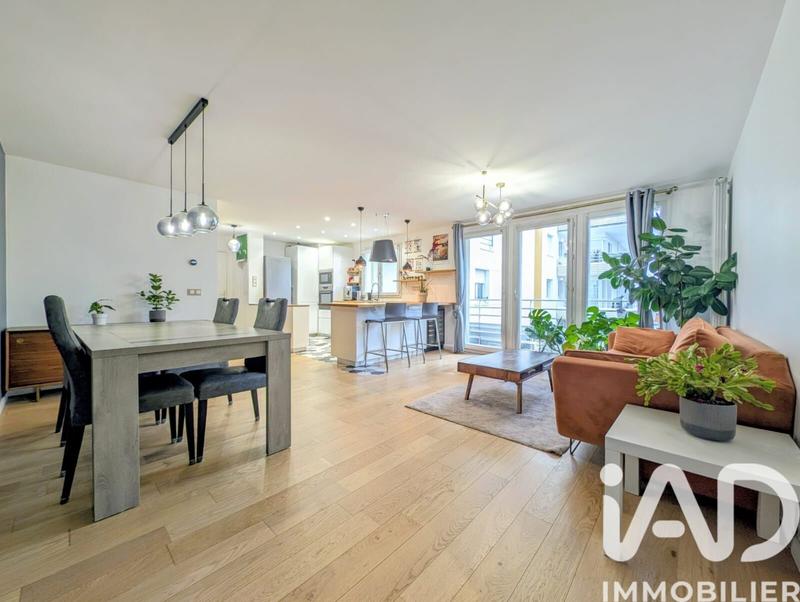 Appartement - 83 m² - 4 pièces