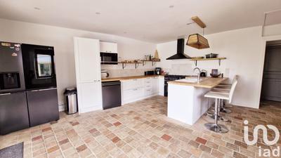 Maison - 215 m² - 7 pièces