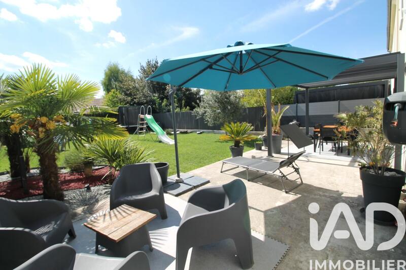 Maison - 97 m² - 5 pièces