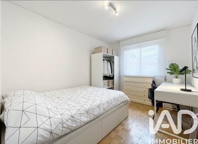 Appartement - 100 m² - 5 pièces