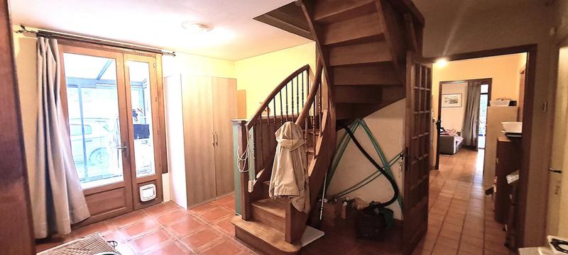 Maison - 240 m² - 12 pièces