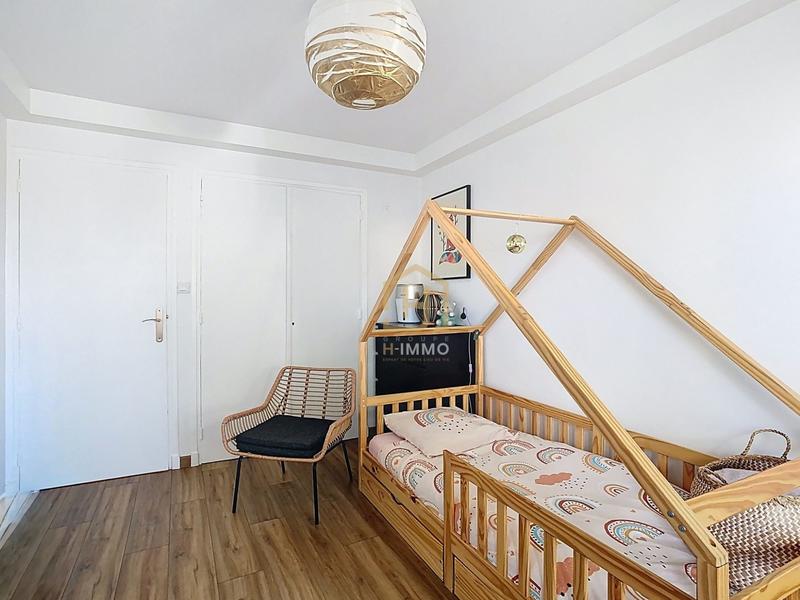 Appartement - 85 m² - 4 pièces