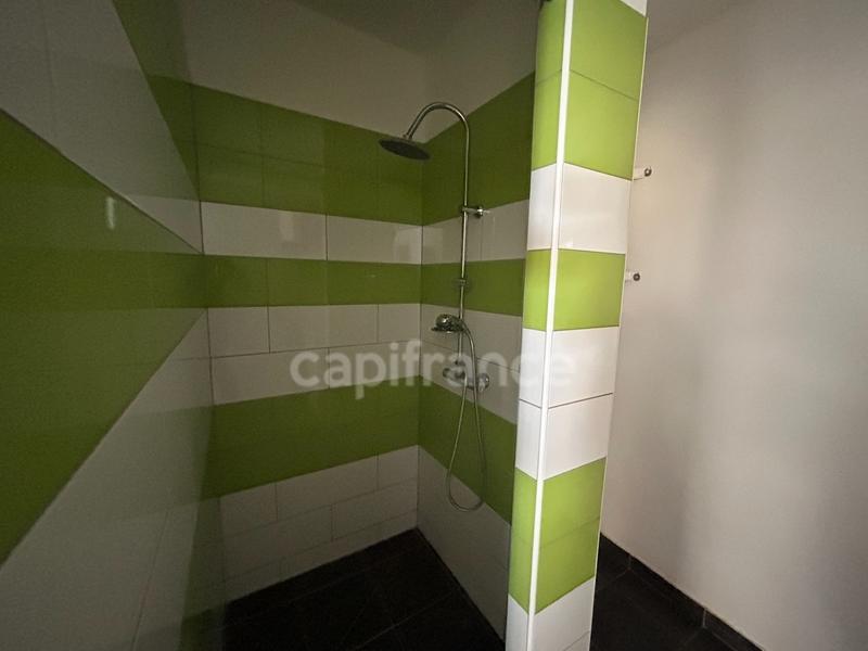 Maison - 211 m² - 4 pièces