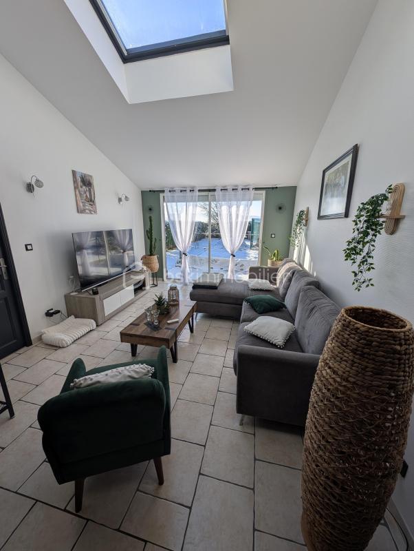 Pavillon - 150 m² - 6 pièces