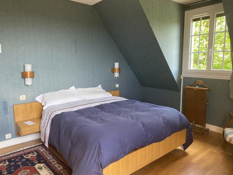 Maison traditionnelle - 147 m² - 7 pièces