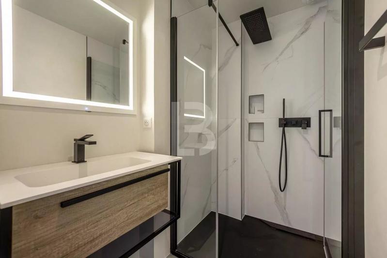 Appartement - 148 m² - 5 pièces