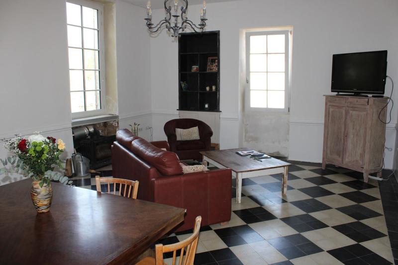 Maison - 350 m² - 10 pièces