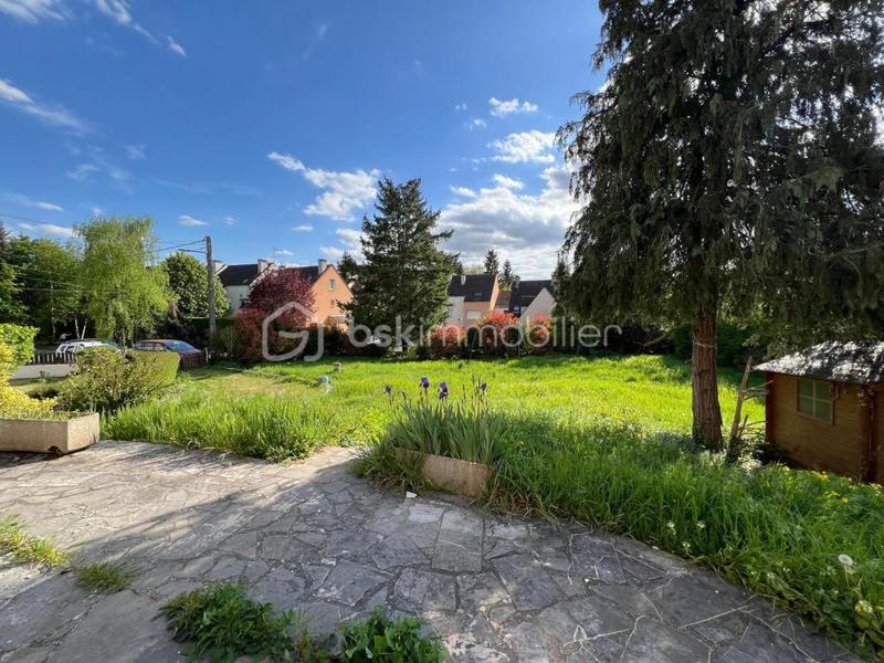 Pavillon - 140 m² - 7 pièces