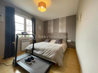 Maison - 183 m² - 7 pièces