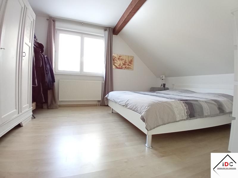 Maison - 240 m² - 6 pièces