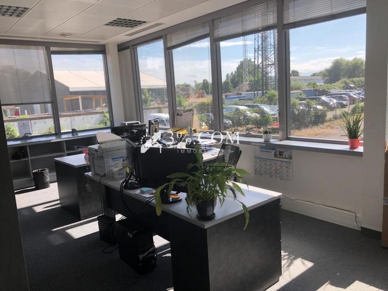 Bureau - 4 235 m²