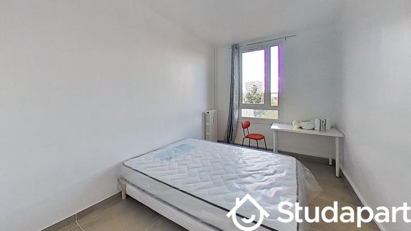 Chambre - 72 m² - 1 pièce