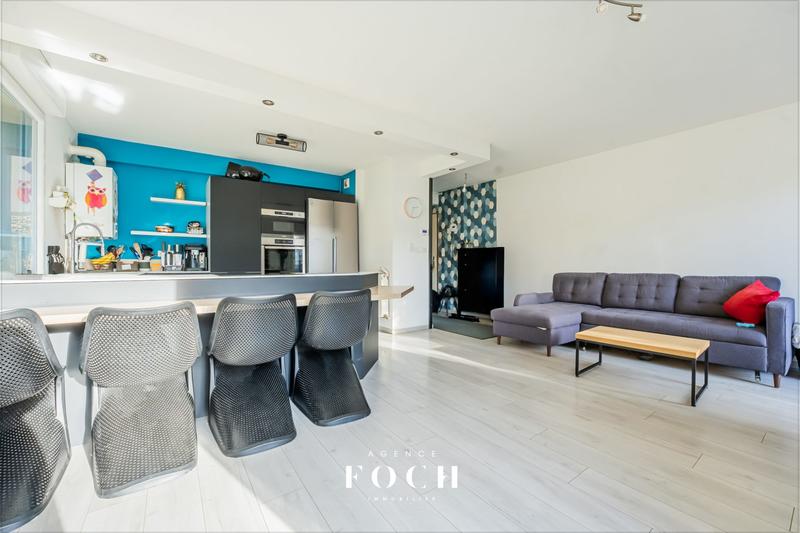 Appartement - 82 m² - 5 pièces