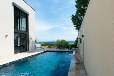 Maison - 226 m² - 6 pièces