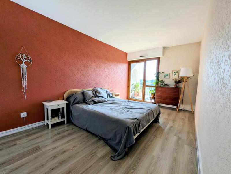 Appartement - 84 m² - 3 pièces