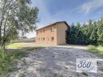 Maison - 159 m² - 7 pièces