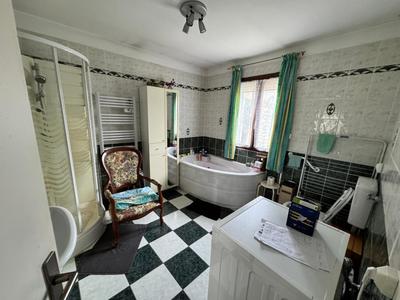 Maison - 110 m² - 4 pièces