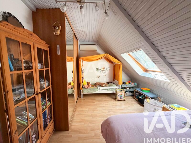 Maison - 106 m² - 6 pièces