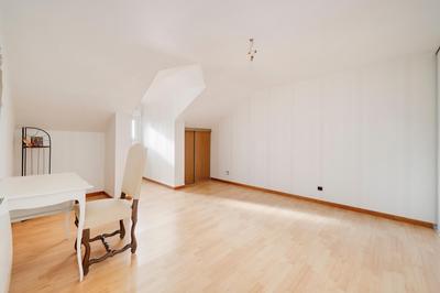 Maison - 143 m² - 6 pièces